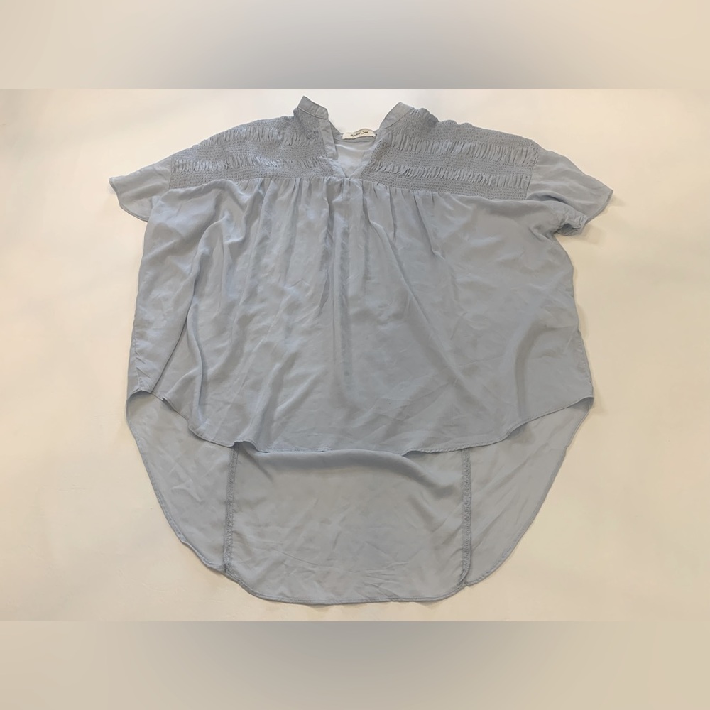 Mustard Seed oversized high low blouse, blue, short sleeve, small (bin J)